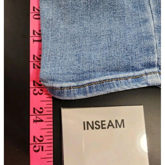 Levis Jeans Girls 8 Blue Jeans Adjustable Denim Bootcut Classic Mid Rise Staple - Picture 16 of 16